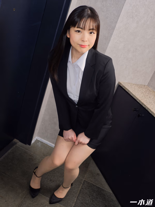 Himeno Ayatsuru - Fucking a Fresh Recruit in Her Business Suit sample image 3