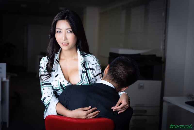 Momota Emiri - Shamelessly Sexy, What's Wrong With That? ~Let's Do Naughty Things With My Pussy~ sample image 4