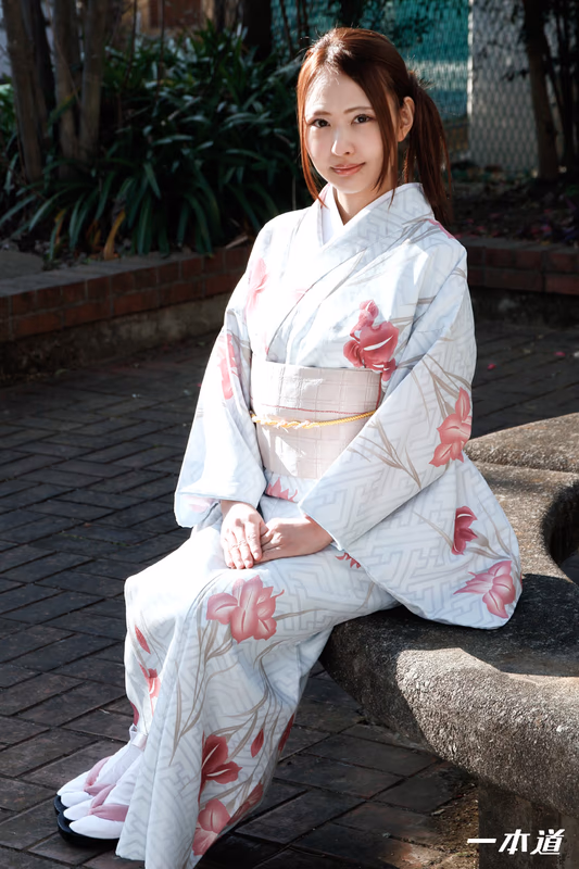 Asahina Nanako - Carnivorous Beauty in Kimono - Nanako Asahina sample image 4