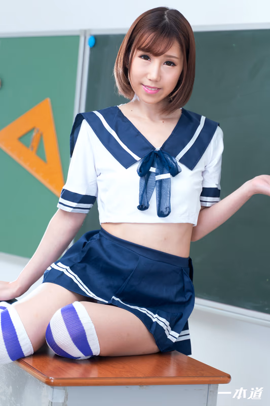 Mashiro Amu - Sailor Costume Full Service Pleasure with Amu Mashiro sample image 4