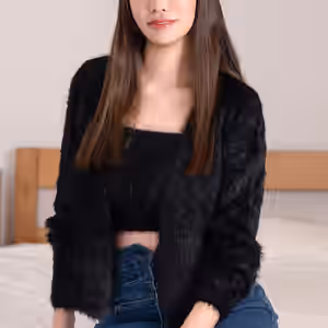 Why Are This Older Woman's Big Tits So Hot?
