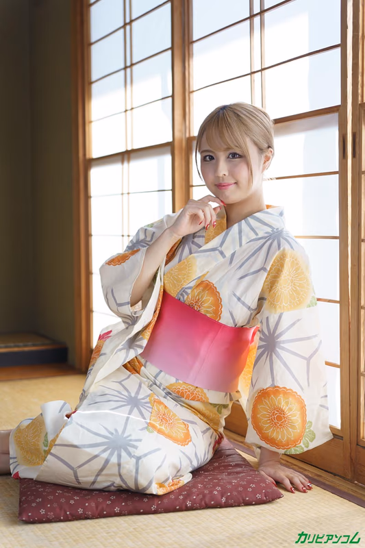 Kashino Rina - Age Gap Affair Couple's Day at Hot Spring Rendezvous - Yukata Slips Off sample image 1