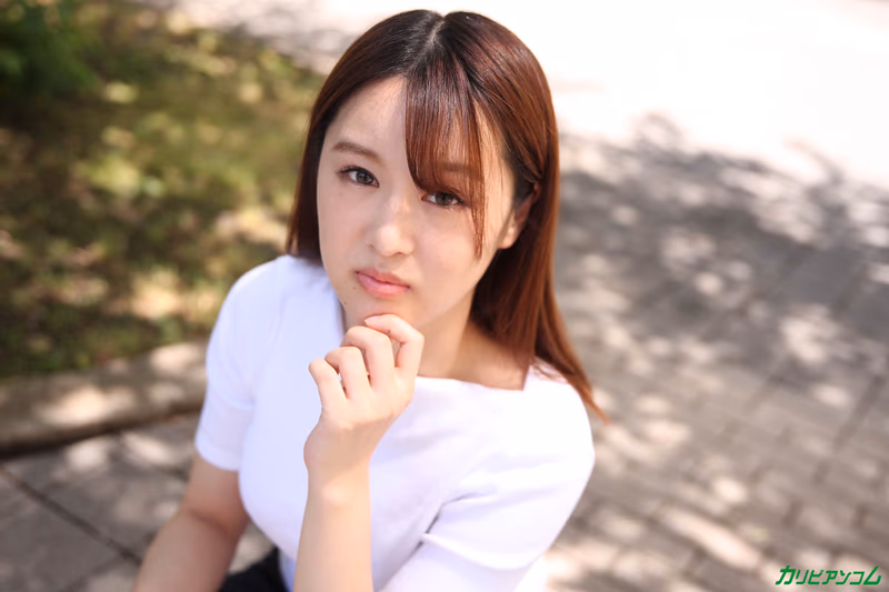 Kojima Sakura - Debut Vol.64 ~Innocent Beautiful Girl's First Thrilling Sex~ sample image 1