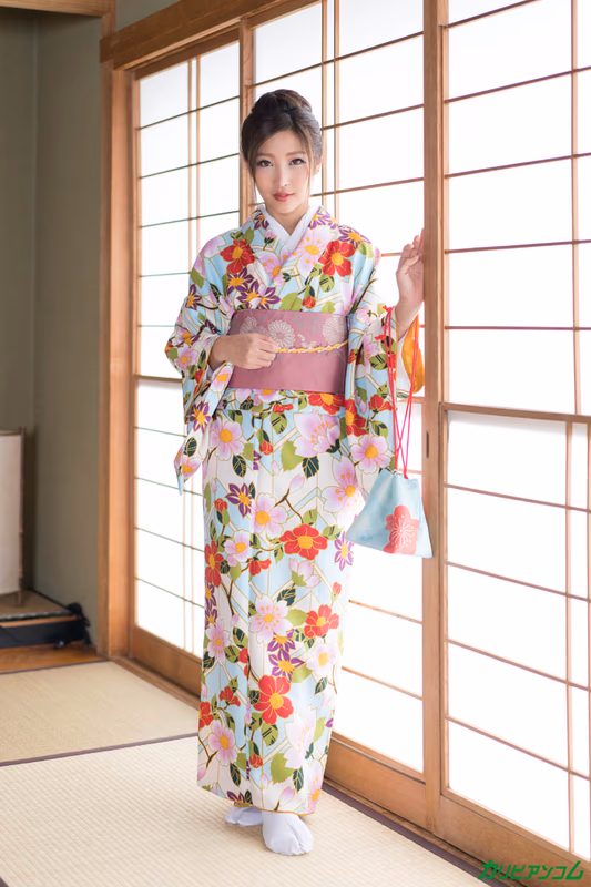 Momota Emiri - Before New Year's Mood Fades - Please Let Me Pleasure You! Premium Call Girl Who Enslaves Men sample image 4