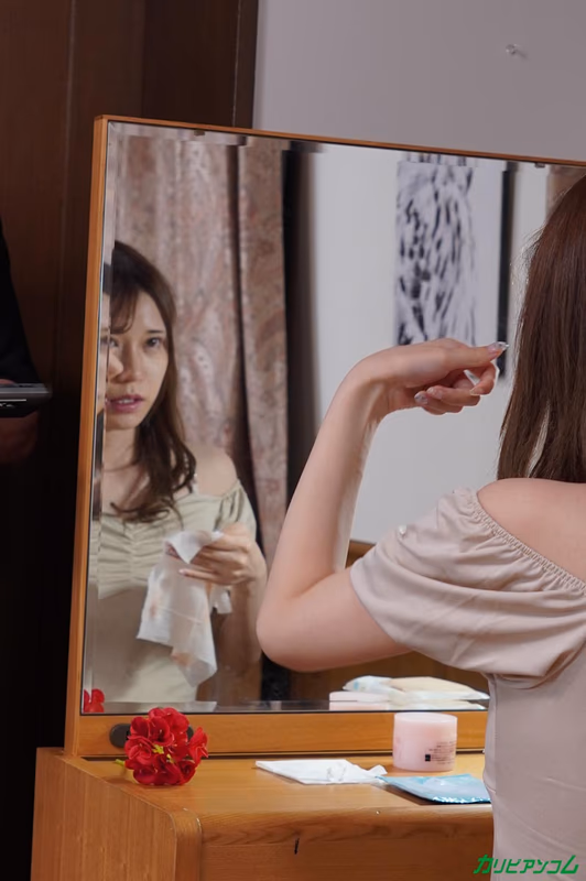 Kisaragi Yui - Comparing Makeup Sex and No Makeup Sex Tonight 6 sample image 3