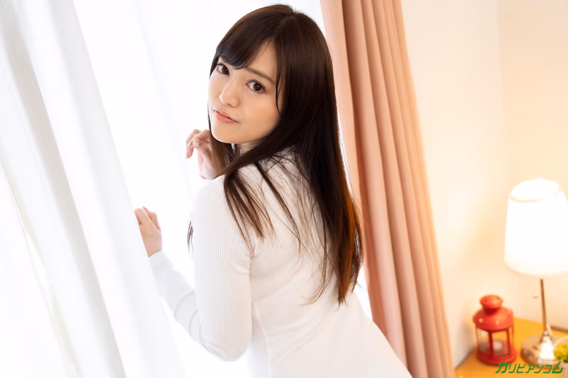 Shirakawa Mai - Long Distance Relationship - Boyfriend and Girlfriend Who Can't Meet As Much As They Want sample image 1