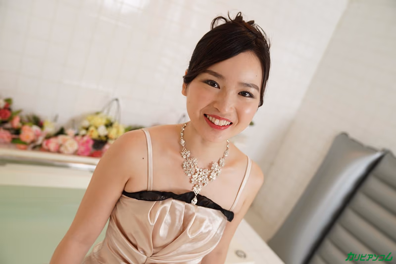 Suzuki Rina - Premium Bubble Girl Stories Vol.131 sample image 1