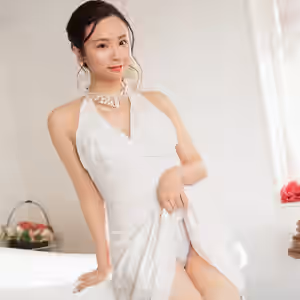 Welcome to the Luxury Soap - Ayu Kojima