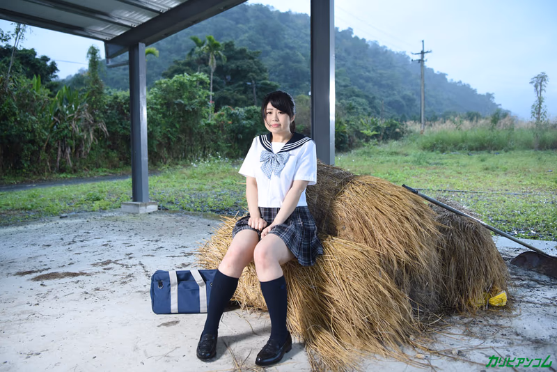 Nagamine Shiho - After School, Please Train Me - Can't Stop the Sex After School sample image 1