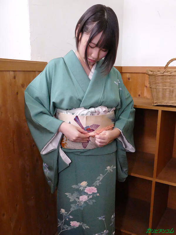 Riri Shiroki - Reservation Only! Secret Hot Spring Inn Manager Gets Creampied! sample image 6