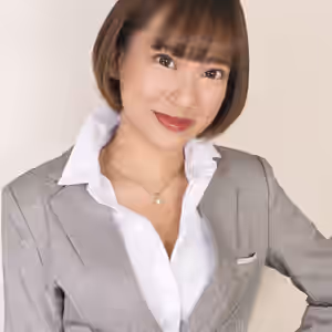 F*** Fair-Skinned Beautiful-Breasted Office Lady at the Office!
