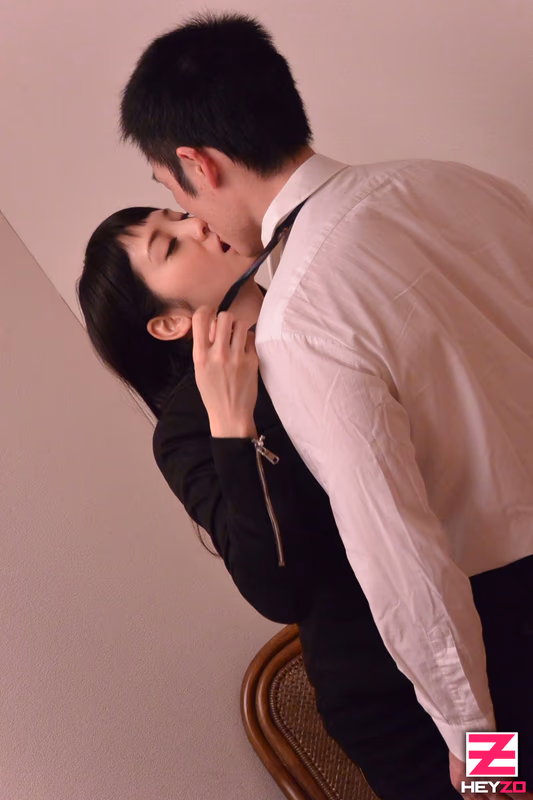 Mizuna Rei - After Drinking, I Can't Help But Want It - Secretary's Wet Secret sample image 5