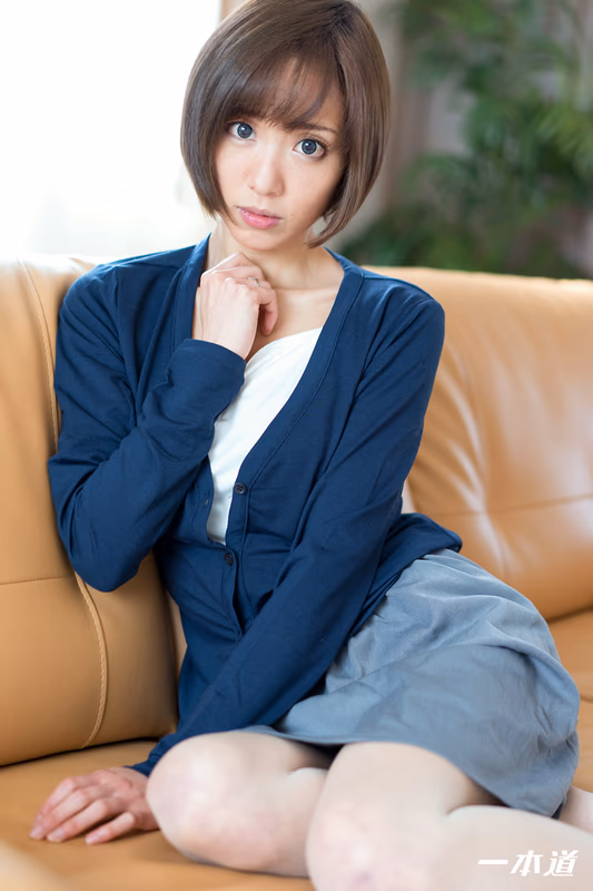 Aoki Shino - Sexy Actress Special Edition - Shino Aoki & Megu Momosawa sample image 1