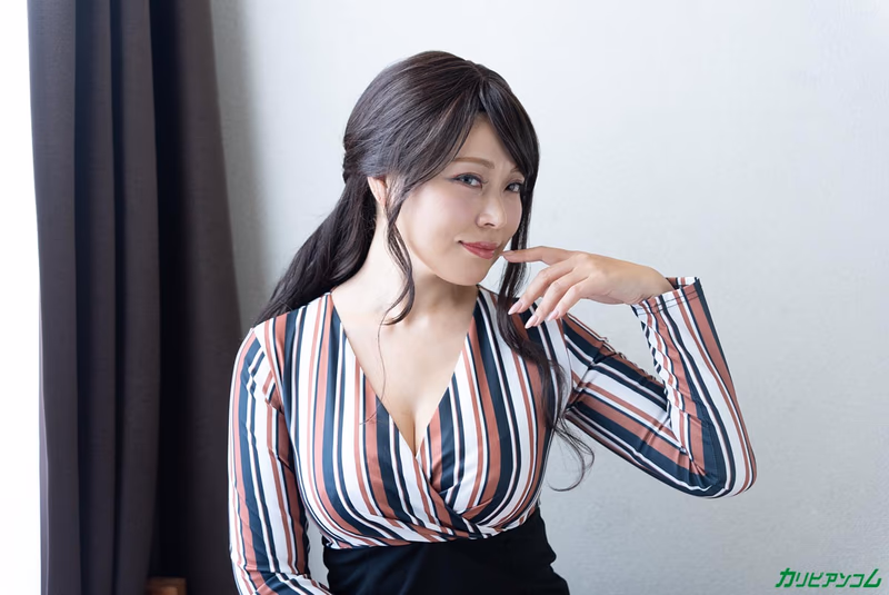 Kanami Uno - Debut Vol.93 - Upper Class OL with Irresistible Sex Appeal That Makes Men Addicted sample image 3
