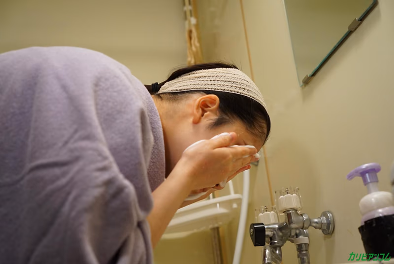 Inoue Satomi - Beautiful With Makeup vs. Fragrant Without Makeup - Tonight's Sex Comparison 8 sample image 6