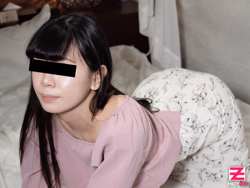 Aizawa Hina - Filming An Easy Papa-Katsu Girl And Creampie Her Vol.2 sample image 1
