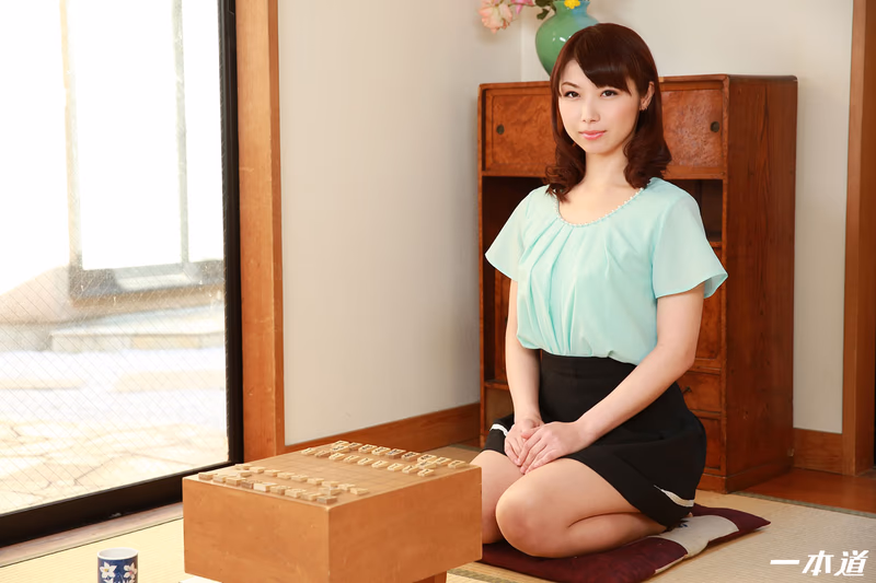 Katō Tsubaki - Sexy Actress Special Edition - Kato Tsubaki & Mashiro Airi sample image 1