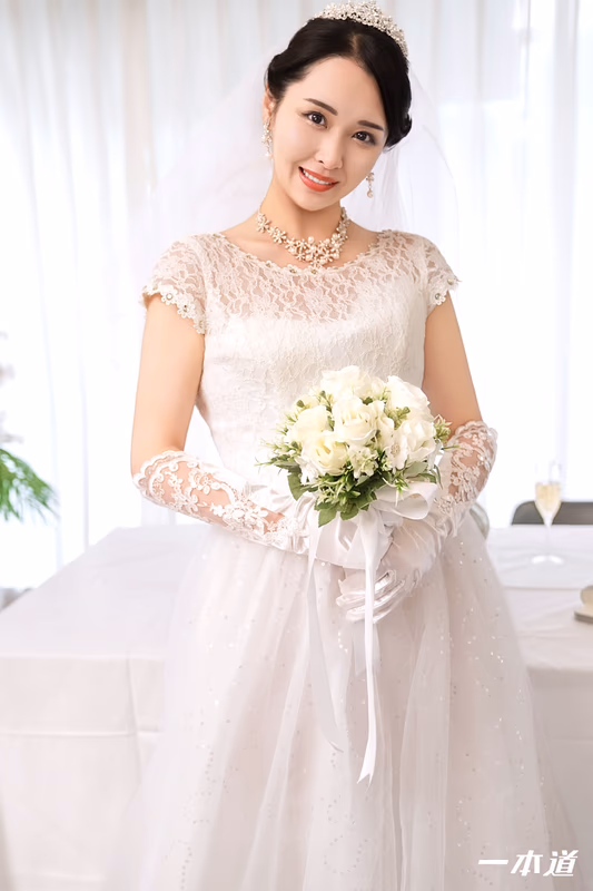 Hoshino Sayaka - Wedding NTR - With My Awful Ex-Boyfriend sample image 1