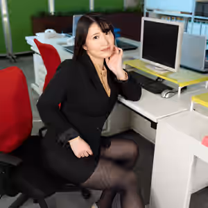 Fucking My Busty Female Boss with a Plump Body Over and Over