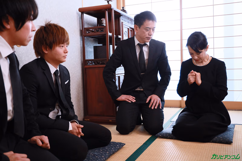 Ogata Chino - Widow Apologizes and Climaxes Repeatedly in Front of Husband's Portrait sample image 6