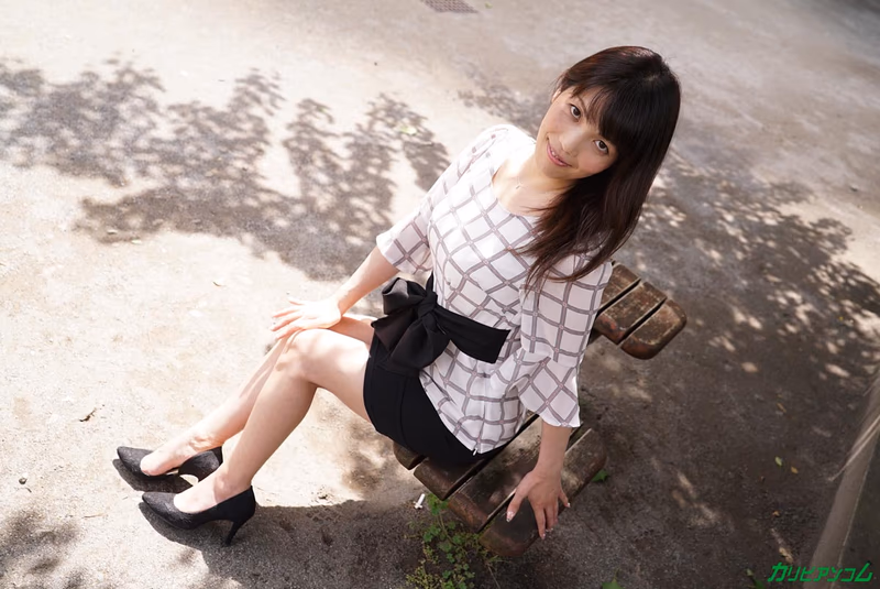 Onodera Mari - Ecstasy ~Pounding Her Ripe Body Without Hesitation~ sample image 1