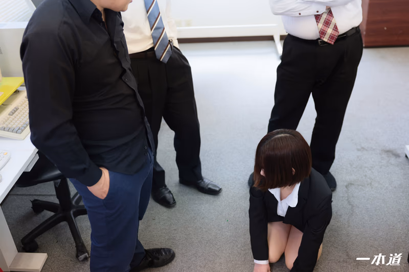 Sawaguchi Nami - Meat Urinal! Punishment Man ~ OL Nami Sawaguchi Creampie Apology on Knees ~ sample image 5