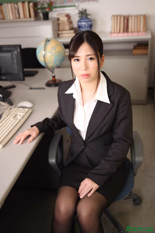Takashima Kana - New Employee's Job Vol.23 sample image 1