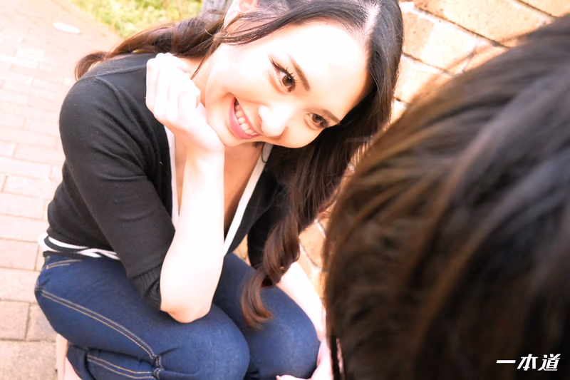 Hoshino Sayaka - Neighborhood Playful No-Bra Wife Taking Out Trash in the Morning - Hoshino Sayaka sample image 6