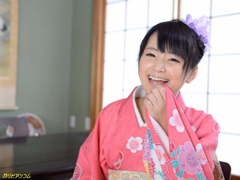 Ōhashi Miku - Kimono Beauty Anthology sample image 17