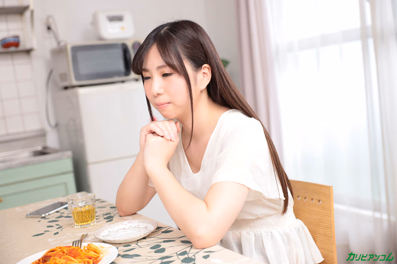 Takashima Kana - Seeing My Sleeping Boyfriend Got Me So Horny sample image 9