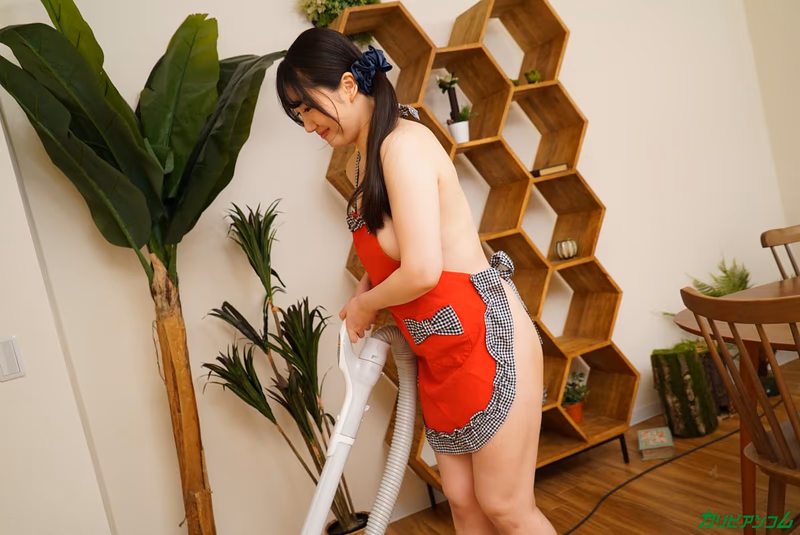 Aoyama Mayu - Perfect 5-Star Reviews! In-Demand Housekeeping Maid Sister ~This Service is Only for You!~ sample image 7
