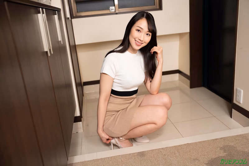 Sakura Mina - Actress Spirit - Perfect Service Even When Cumming Unexpectedly With Legs Wide Open sample image 1