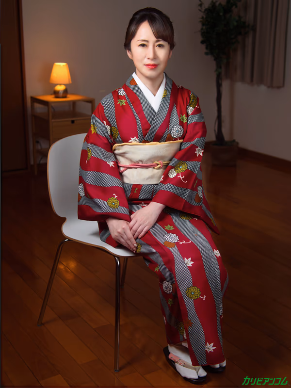 Shinohara Nagisa - Elegant Beauty in Traditional Kimono - Gracefully Wet and Driving You Crazy sample image 2