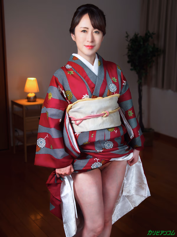 Shinohara Nagisa - Elegant Beauty in Traditional Kimono - Gracefully Wet and Driving You Crazy sample image 4