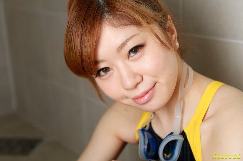 Emiri Okasaki - Swimsuit Anthology 2 sample image 1
