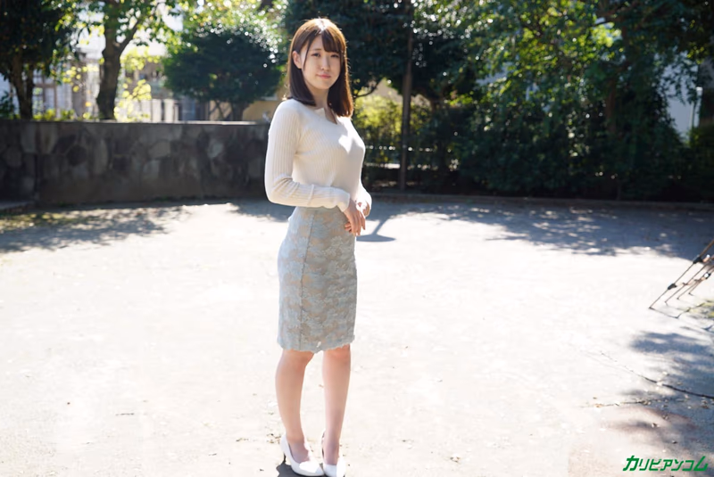 Minano Mirai - Let's Expose Interview Sex to the World! ~Female College Student Who's Never Climaxed from Sex~ sample image 1
