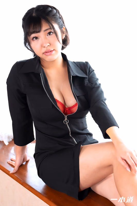 Nanjo Ichika - Glamorous Ichika Nanjo sample image 2