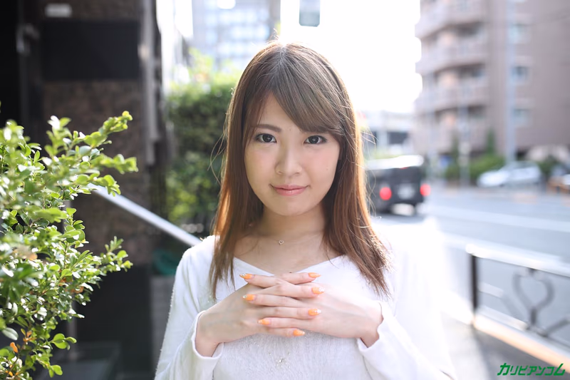 Okubo Yuu - Let's Expose Interview Sex - Twenty-Year-Old Schoolgirl Who Came to the Office After School sample image 1