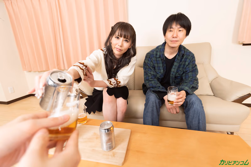 Koizumi Maki - [VR] Wife in Front of Husband ~ Once I Drink Alcohol, Something Changes ~ sample image 5